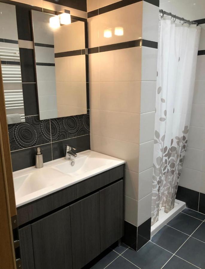 Grand Logement A 300 Metres De La Gare Mantes-la-Jolie Εξωτερικό φωτογραφία